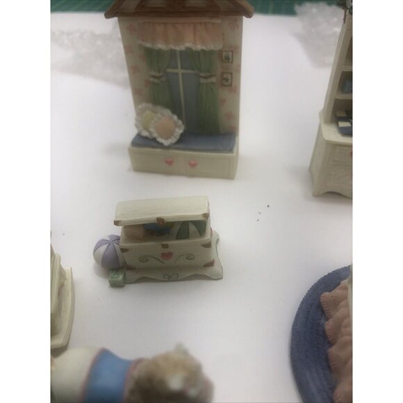 NIB Old Stock. 6 piece Avon Victorian Memories Miniature Nursery Vintage NOS - Picture 9 of 12
